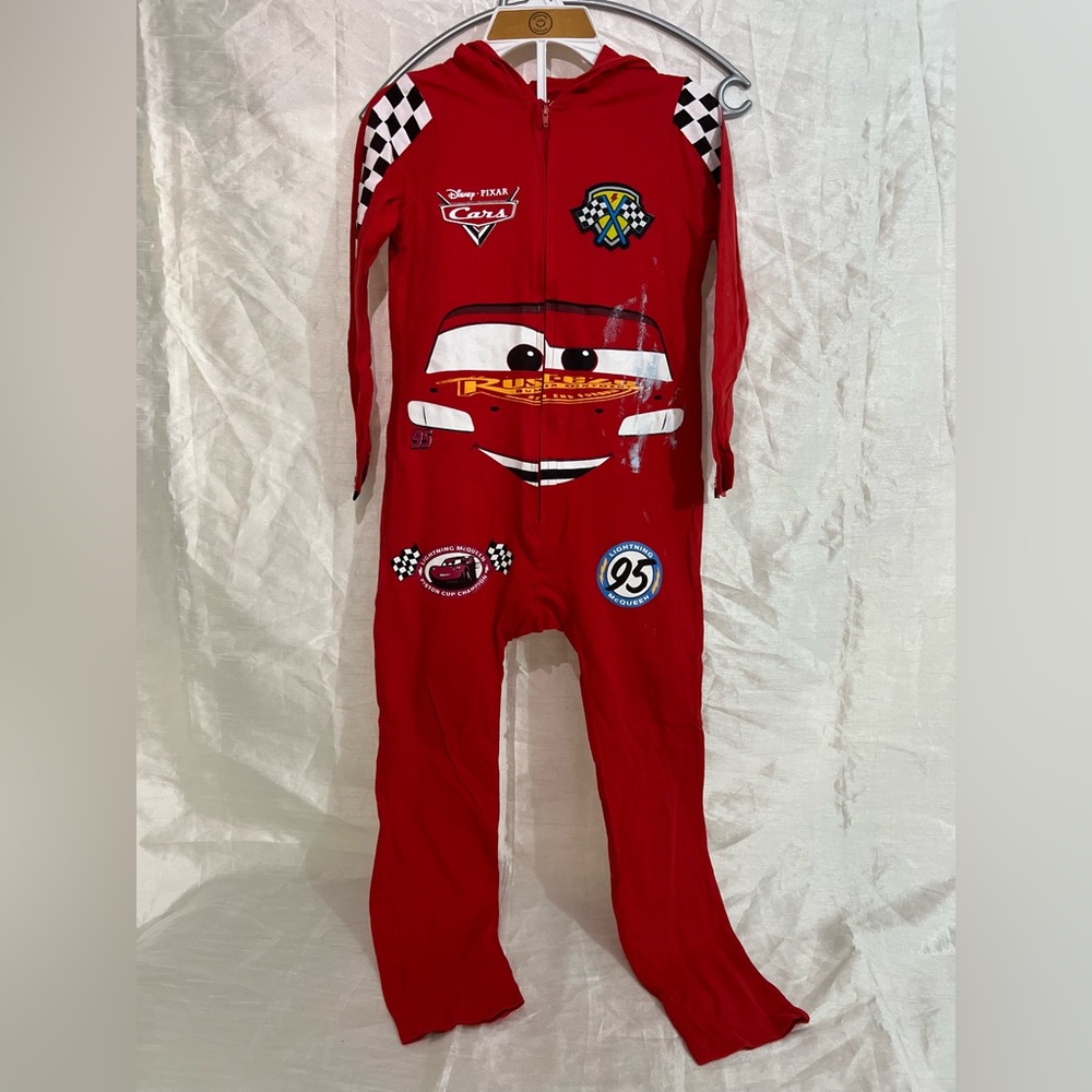 Disney Pixar Cars Lightning McQueen Footed Pajamas One Piece Red Kids Size 6